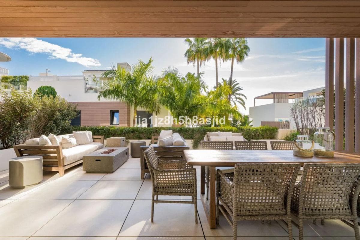 Sprzedaż szeregowego domku w Barrio Sierra Blanca , Marbella photo 4