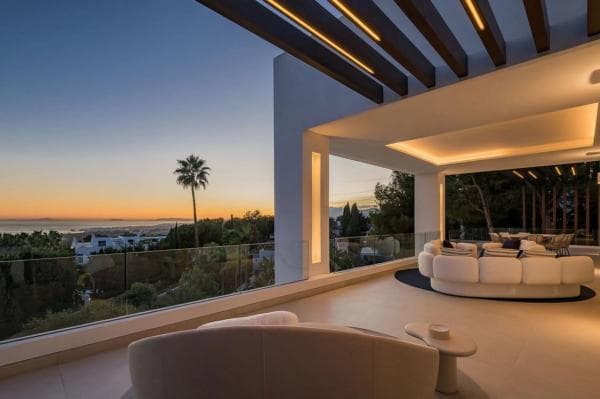 Independent chalet for sale in Calle Cañete, Marbella
photo 1