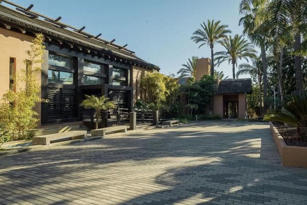 Ático en venta en Barrio Sierra Blanca, Marbella thumbnail 1