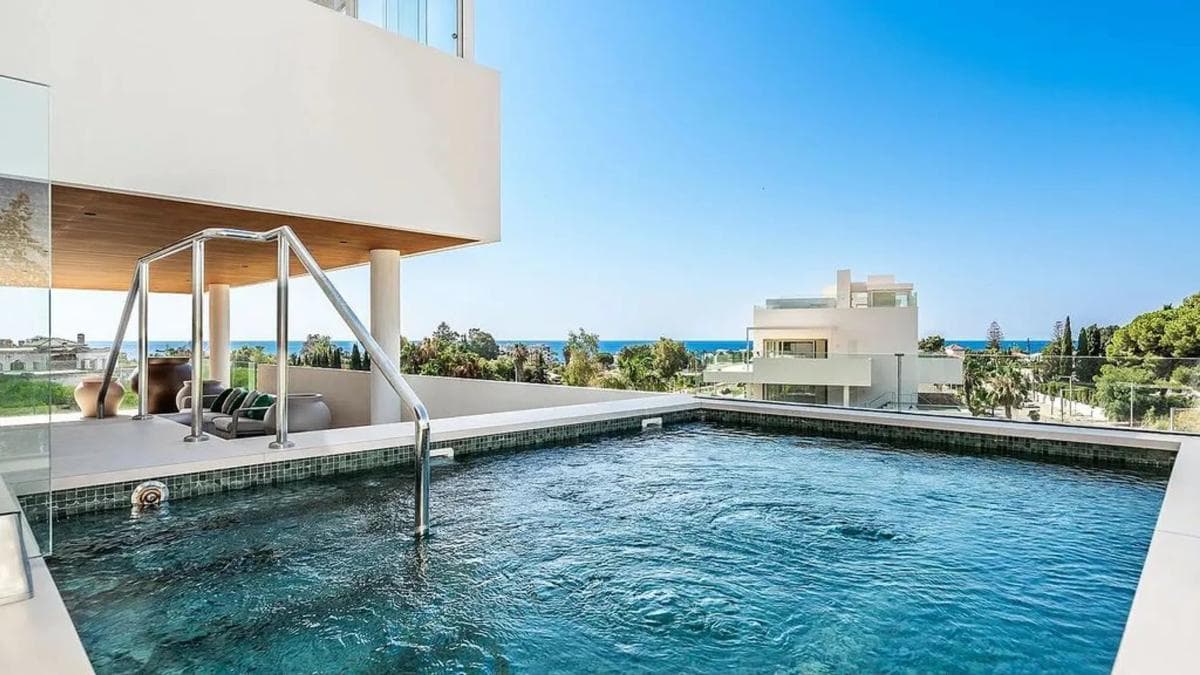 Venta de ático en Urbanización Lomas de Río Verde, 2, Marbella photo 4