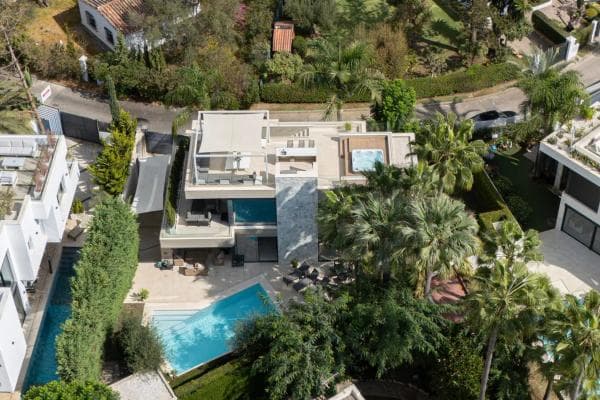 Independent chalet for sale in Barrio La Carolina-Guadalpín, Marbella
thumbnail 1