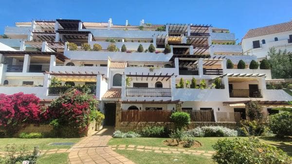 Ático en venta en Calle Sierra Bermeja, 4, Marbella photo 1