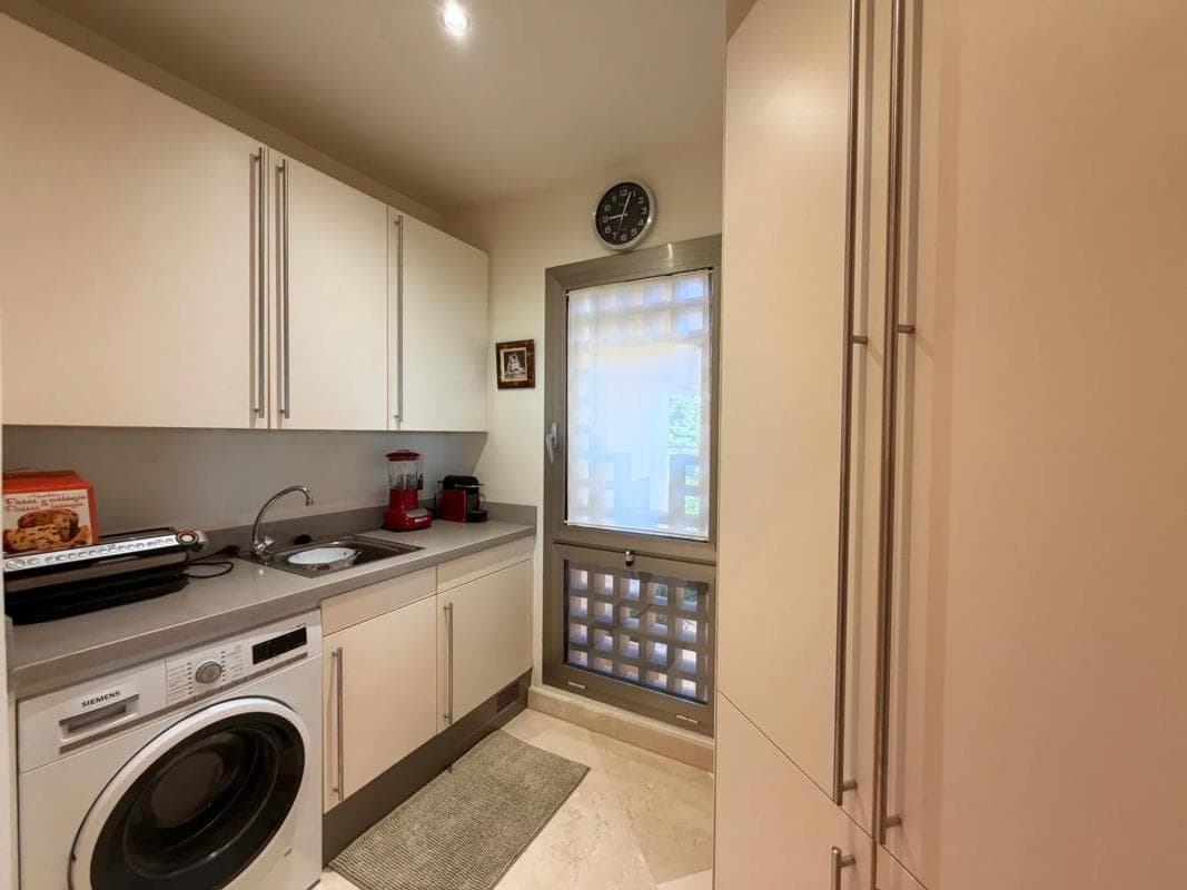 Sale of apartment in Avenida Buchinger s/n, Marbella
photo 4