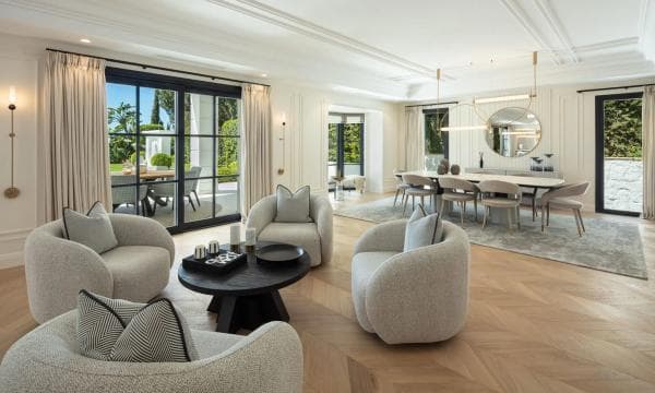 Independent chalet for sale in Barrio Sierra Blanca, Marbella
thumbnail 1