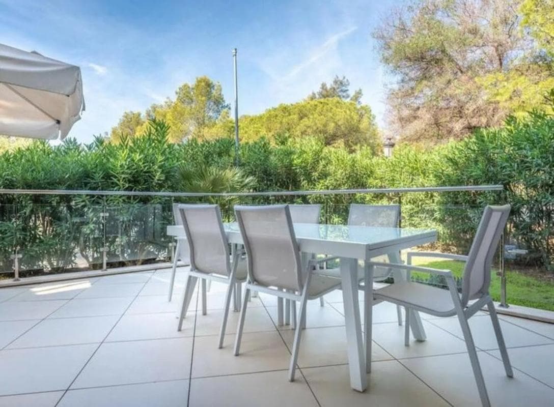 Venta de chalet adosado en Calle Rossini , Marbella photo 4