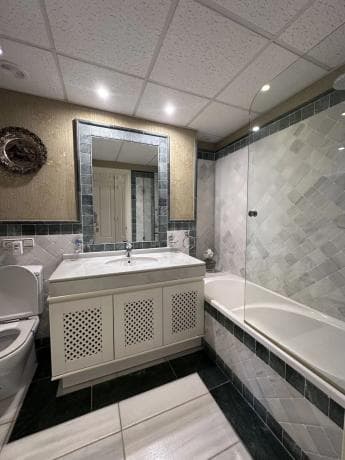 Piso en venta en Barrio Puente Romano, Marbella
photo 1