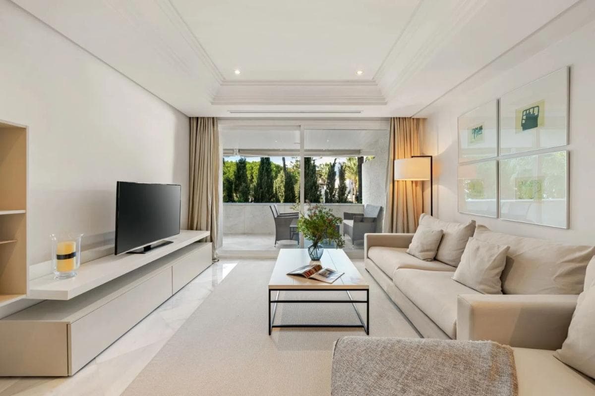Sale of apartment in Calle Pepe Carleton, Marbella
photo 3