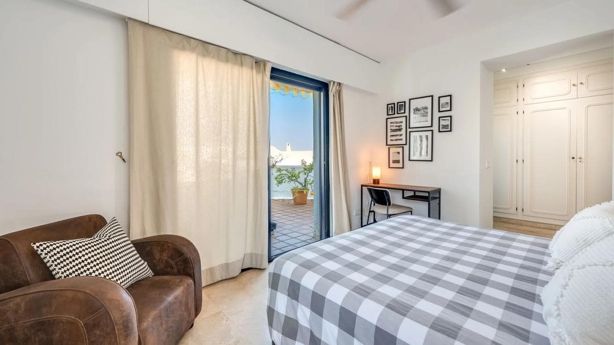 Продажа квартиры на Calle Sierra Bermeja, Марбелла
photo 2