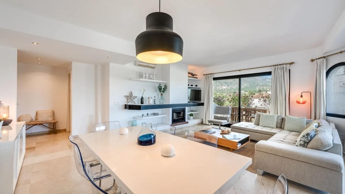 Продажа квартиры на Calle Sierra Bermeja, Марбелла
photo 5