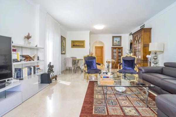 Piso en venta en Urbanización Cortijo de Nagüeles, 111, Marbella
photo 1