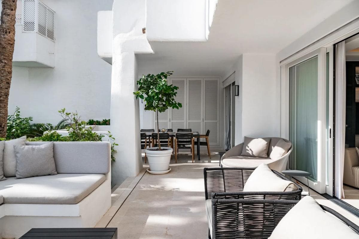 Sale of apartment in Urbanizacion Marina Marbella, 6, Marbella
photo 3