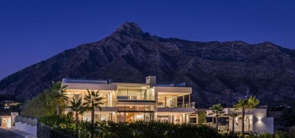 Independent chalet for sale in Lugar Finca San Francisco, Marbella
thumbnail 2