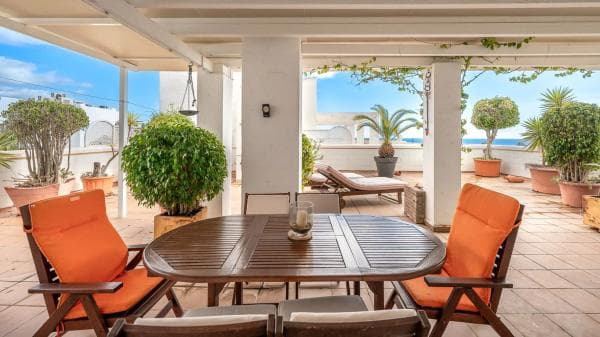 Ático en venta en Bulevar Príncipe Alfonso de Hohenlohe, Marbella thumbnail 2