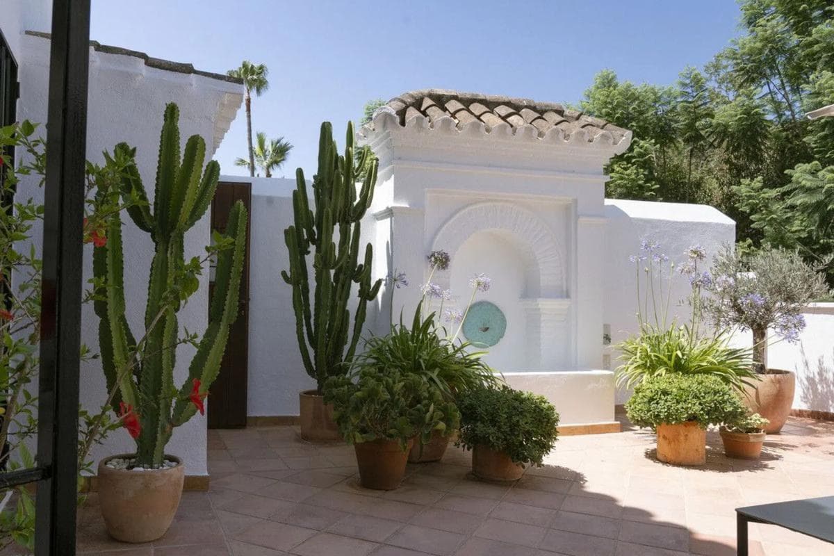 Sprzedaż szeregowego domku w Lomas de Marbella Club Pueblo s/n , Marbella photo 2