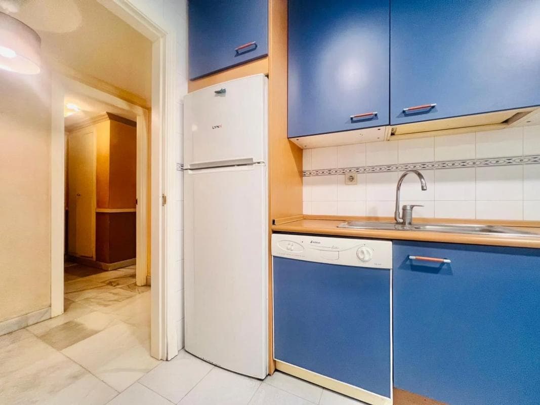 Продажа квартиры на Calle Teba s/n, Марбелла
photo 3