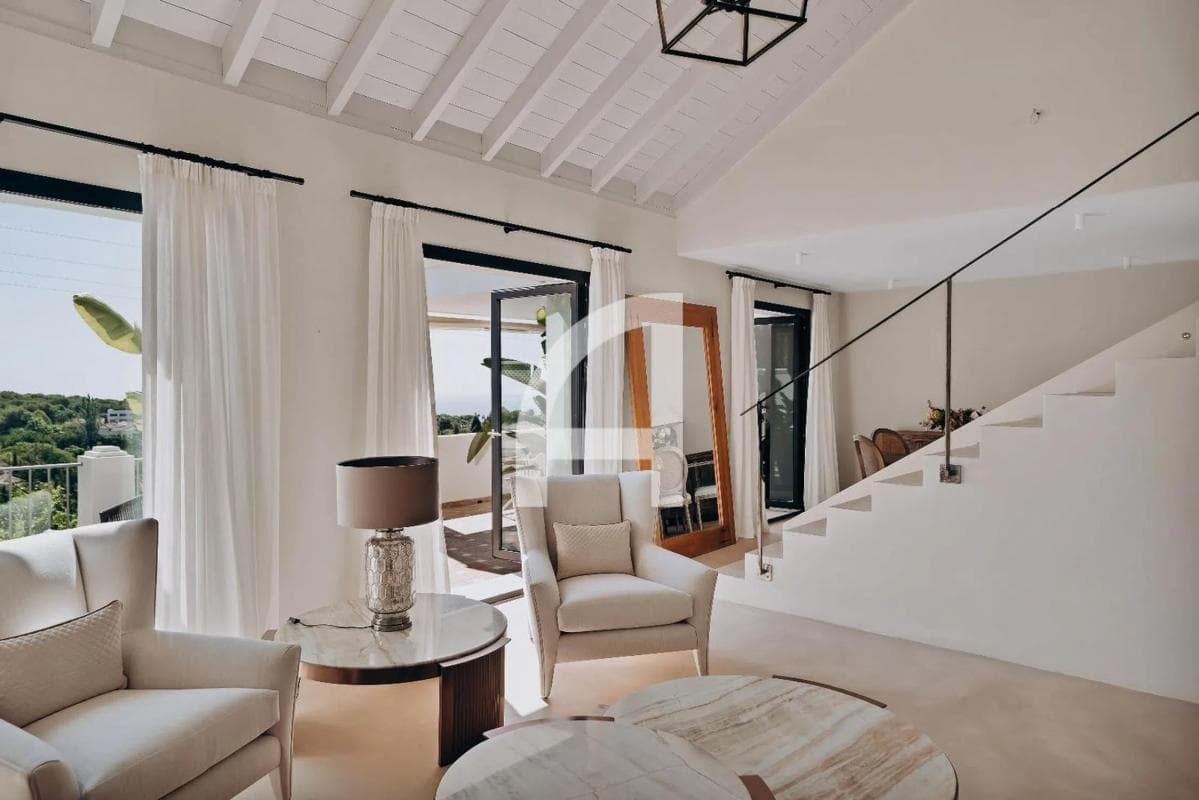 Sale of independent chalet in Vía, 1, Marbella
photo 2