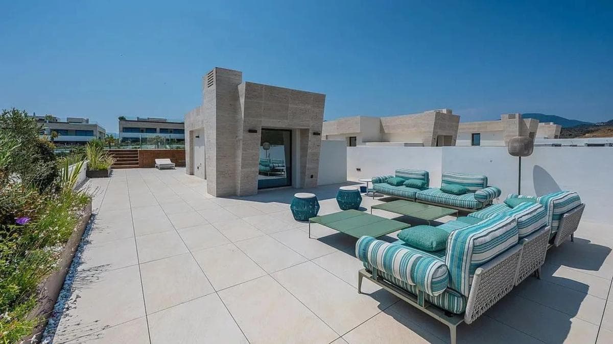 Venta de ático en Lugar Urbanizacion Lomas de Rio Verde, 22 C, Marbella photo 3