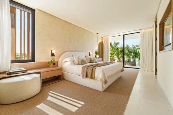 Independent chalet for sale in Calle Sierra Nevada, Marbella
thumbnail 1