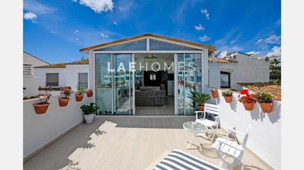 Ático en venta en Barrio Sierra Blanca, Marbella thumbnail 2