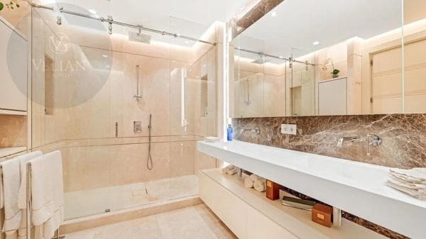 Piso en venta en Golden Mile, Marbella
thumbnail 2