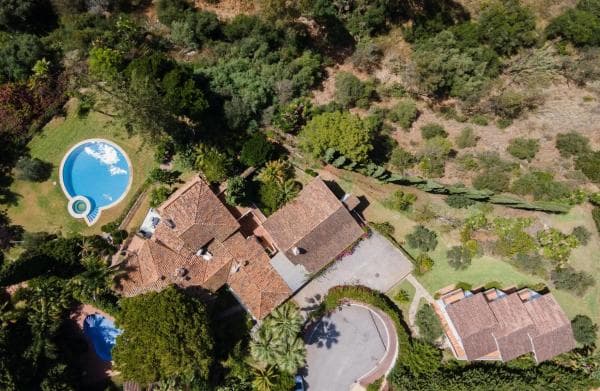 Independent chalet for sale in Calle Picos de Aroche, Marbella
photo 1