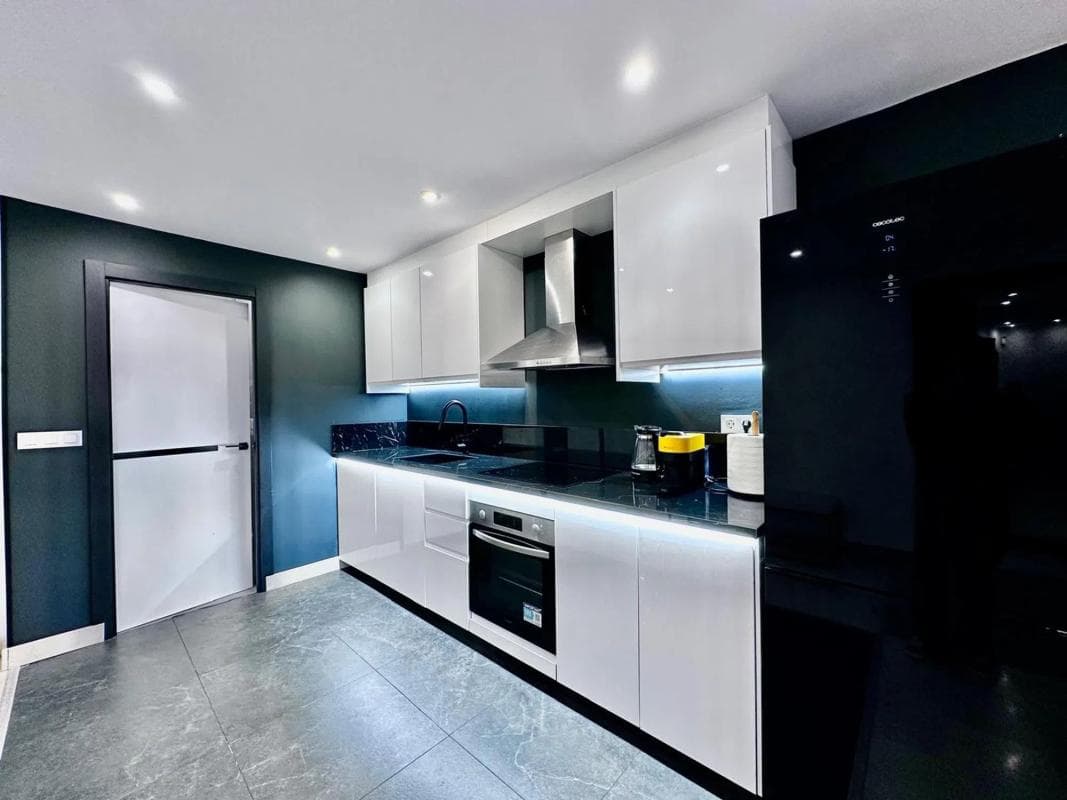 Sale of apartment in Urbanizacion Villa Parra Palomeras s/n, Marbella
photo 2