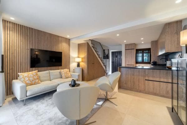 Chalet adosado en venta en Barrio Lomas de Marbella Club , Marbella thumbnail 1