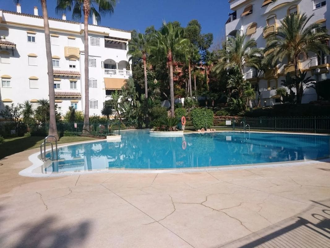 Venta de duplex en Avenida Conde Rudi, 1, Marbella photo 3