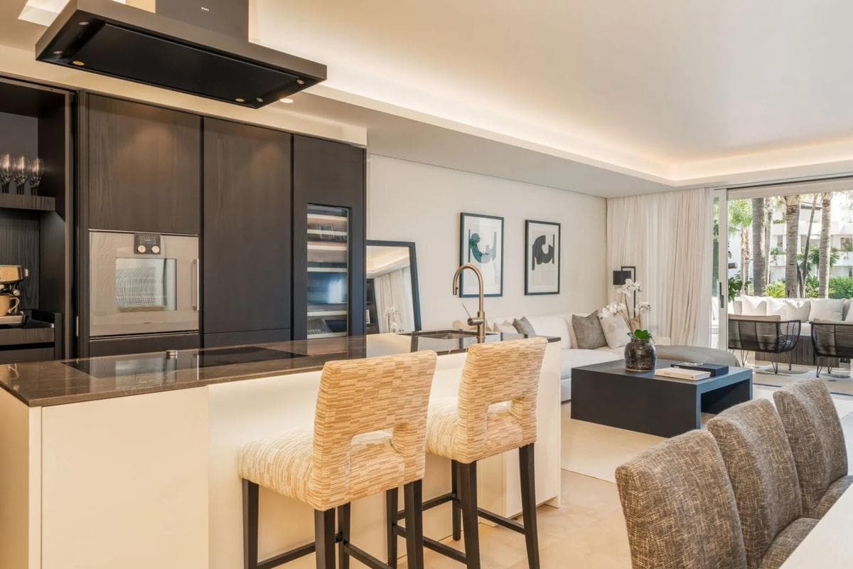 Sale of apartment in Conjunto Jardín Andaluz, Marbella
photo 4