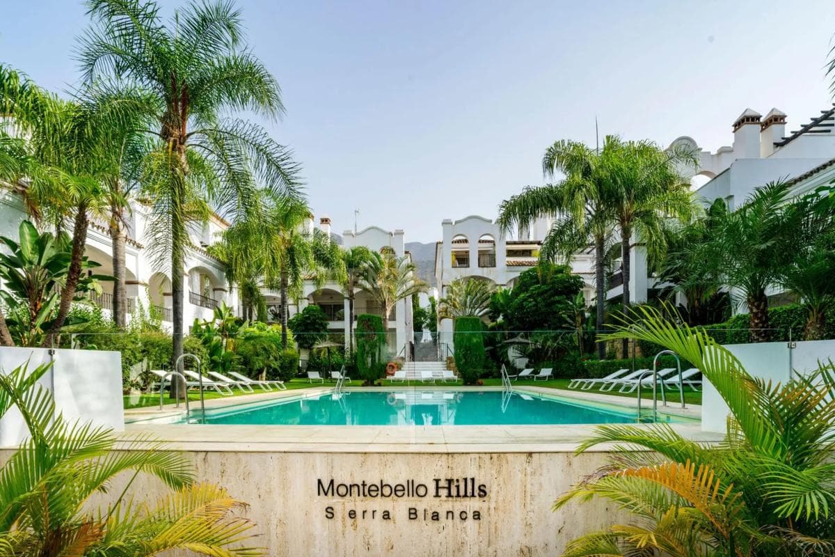 Sprzedaż mieszkania w Calle Lago de los Cisnes, 1, Marbella
photo 2