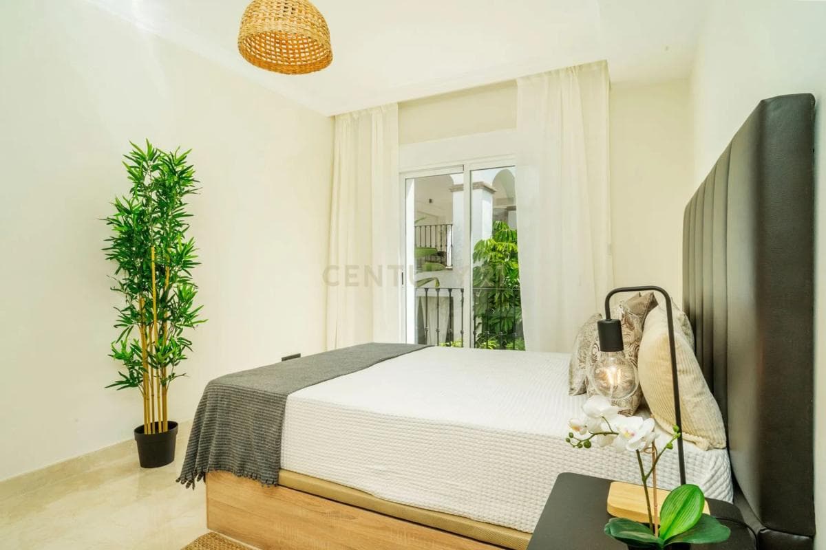 Sprzedaż mieszkania w Calle Lago de los Cisnes, 1, Marbella
photo 5
