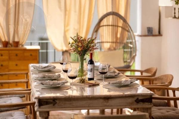 Chalet adosado en venta en Golden Mile , Marbella thumbnail 2