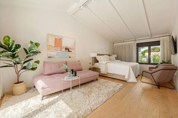 Chalet adosado en venta en Urbanización Marbellamar , Marbella thumbnail 1
