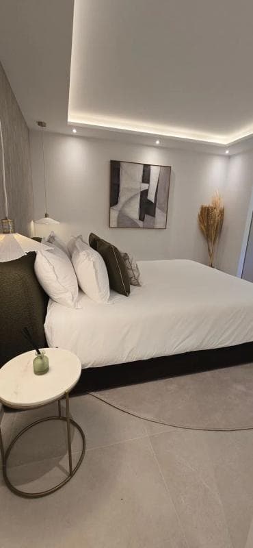 Venta de chalet adosado en Calle Casares , Marbella photo 2