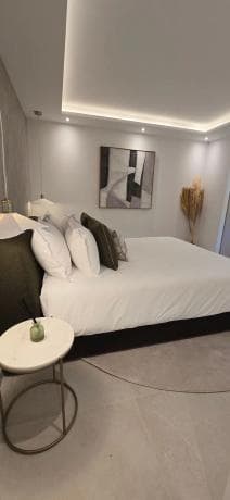 Chalet adosado en venta en Calle Casares , Marbella thumbnail 1