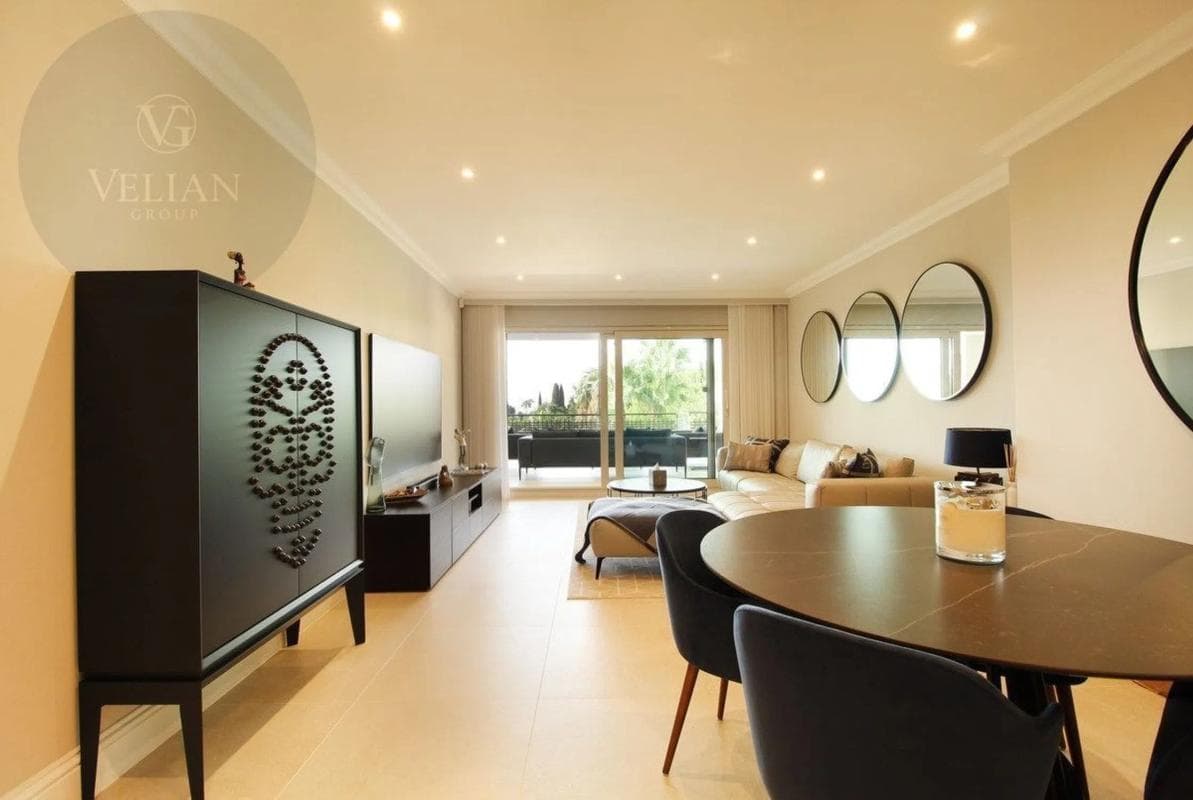 Sale of apartment in Sierra Blanca, Marbella
photo 2
