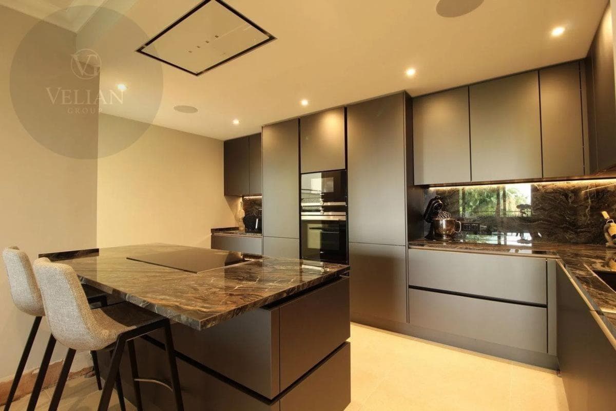 Sale of apartment in Sierra Blanca, Marbella
photo 3