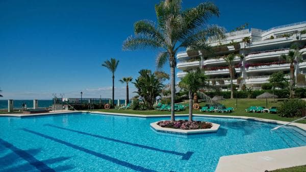 Ático en venta en BV REY FAHD, 1, Marbella thumbnail 2