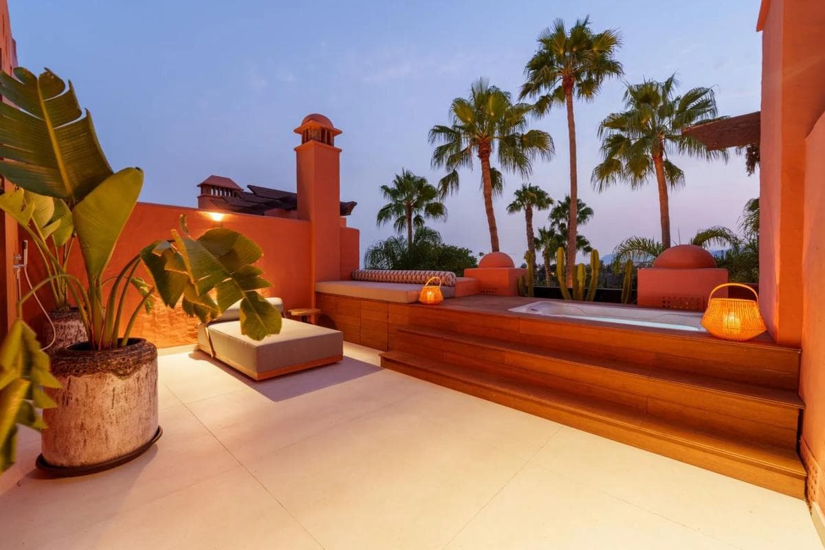 Venta de chalet adosado en Barrio Lomas de Marbella Club , Marbella photo 5