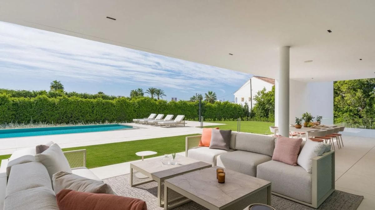 Продажа отдельного шале в Urbanizacion Villa Parra Palomeras, 58, Марбелла photo 2