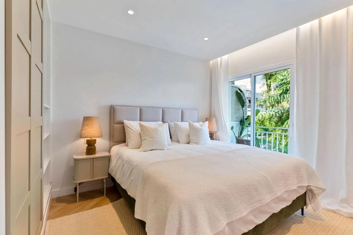 Properties for sale and rent in Spain photo 2