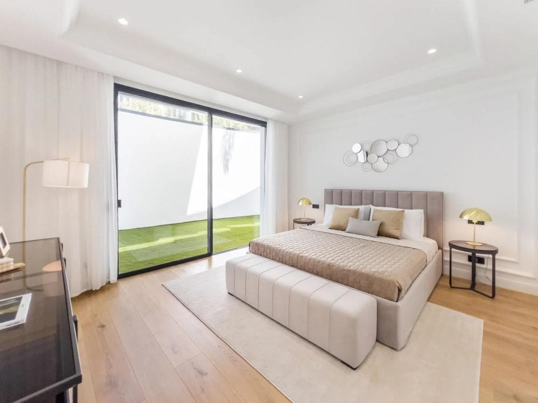 Sprzedaż niezależnego domku jednorodzinnego w Barrio Lomas de Marbella Club, Marbella photo 5