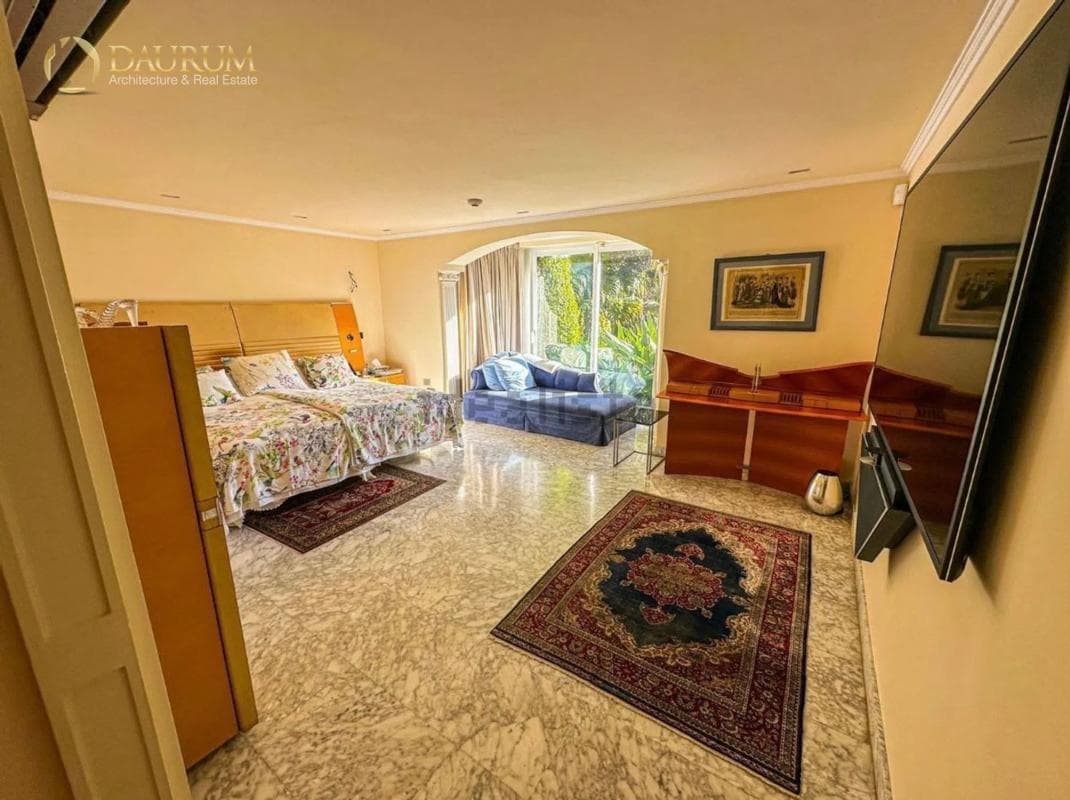 Sprzedaż niezależnego domku jednorodzinnego w Calle Casares, Marbella photo 4