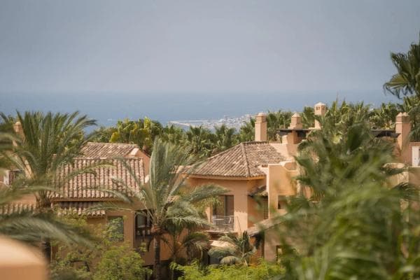 Ático en venta en Avenida Buchinger, 322, Marbella photo 1