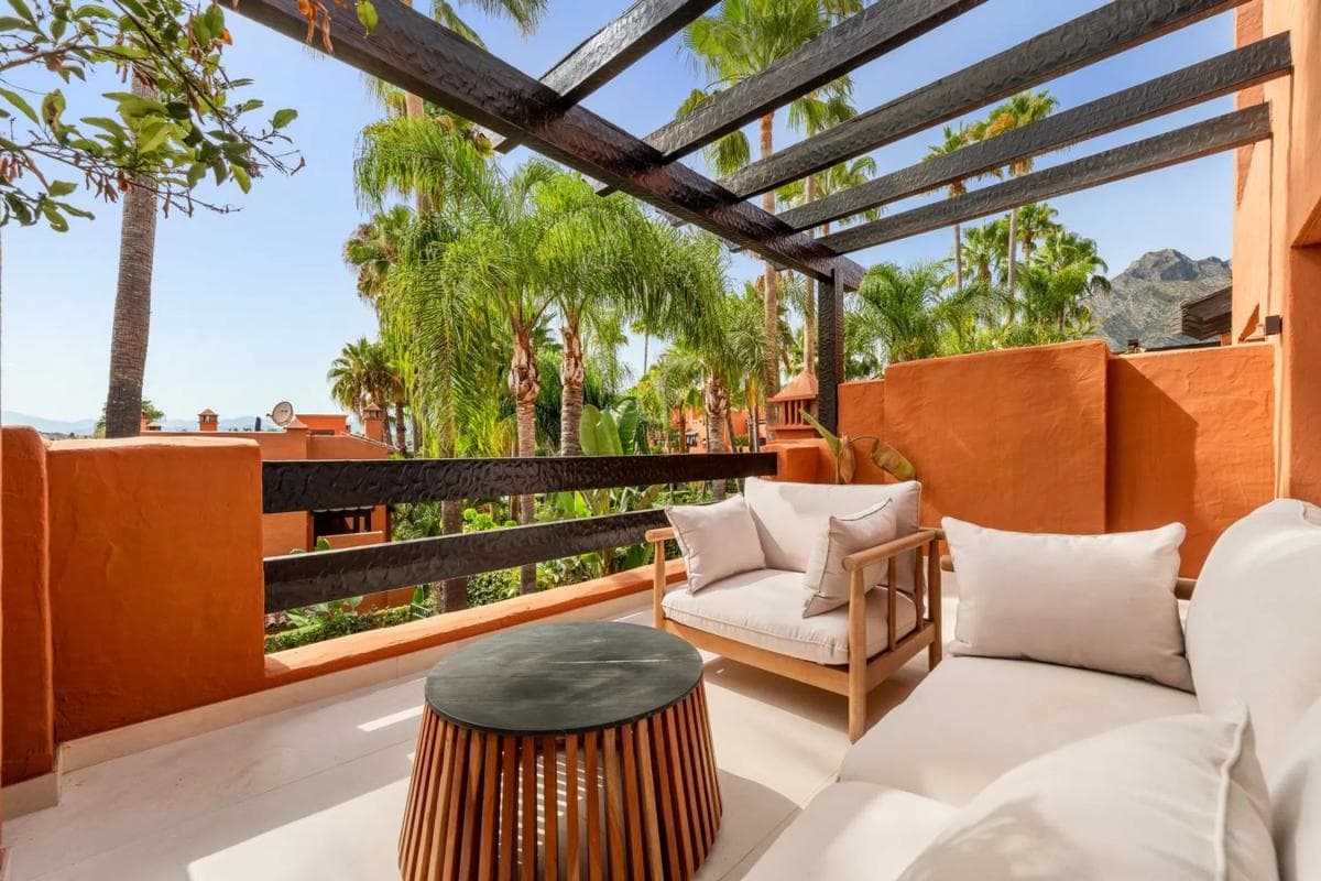 Sale of townhouse in Poligono URPNG9, 22 , Marbella photo 5