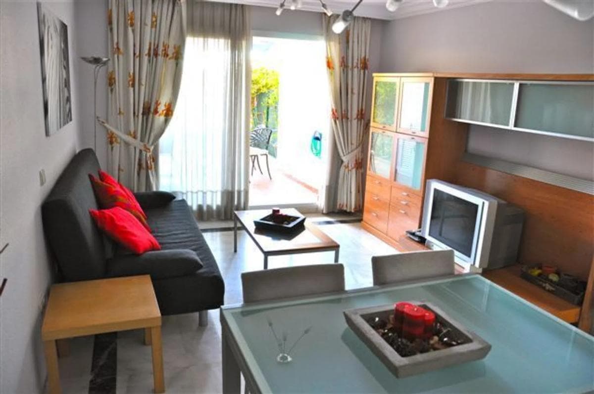 Sprzedaż mieszkania w Barrio La Carolina-Guadalpín, Marbella
photo 2