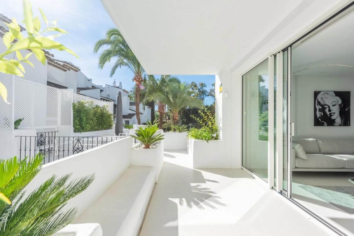 Sprzedaż mieszkania w Barrio Puente Romano, Marbella
photo 3