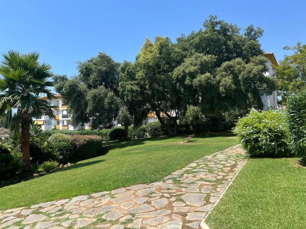 Sale of apartment in CL TEBA-ROCIO NAGUELES, Marbella
photo 5