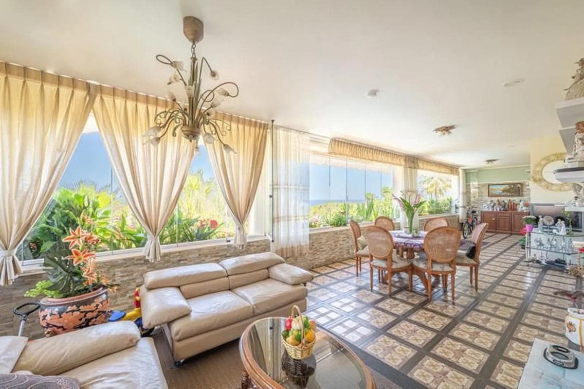 Sale of apartment in Calle Monte Verde, Marbella
photo 2