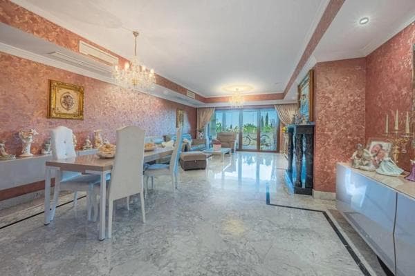 Piso en venta en Calle Monte Verde, Marbella
thumbnail 2
